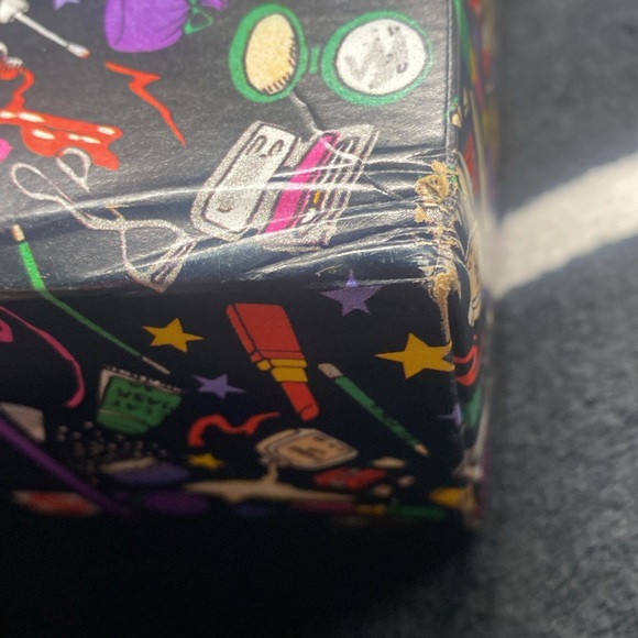 Savvy shopper Bloomingdale’s lemon edition, Barbie designed by Nicole Miller - Picture 13 of 13